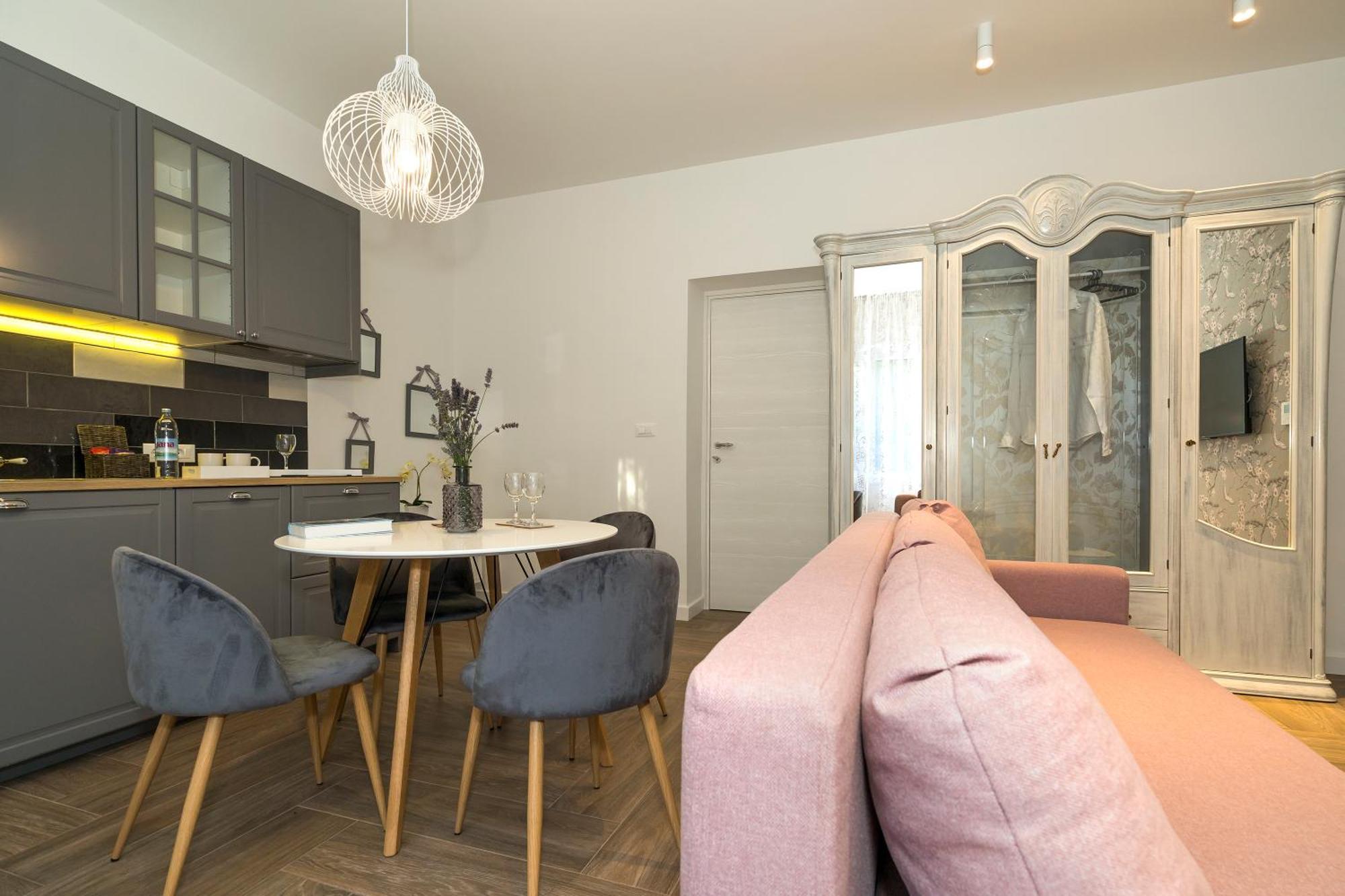 Studio Apartments Marcel Split Exterior foto